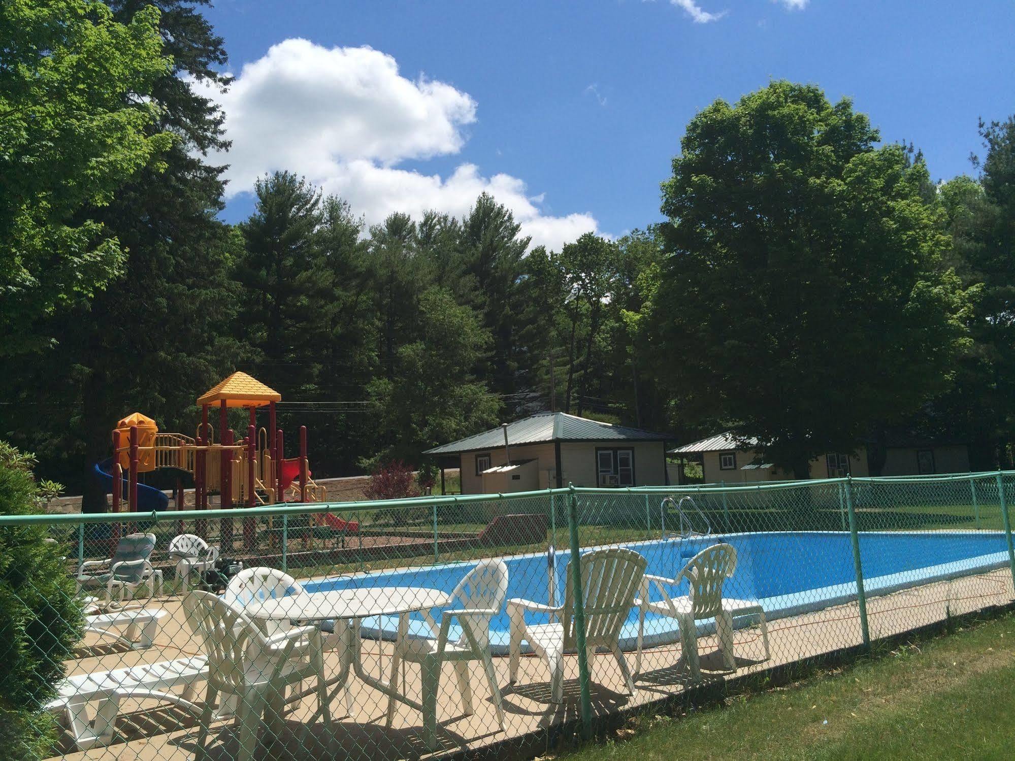 Perry'S Motel And Cottages North Conway Exteriör bild